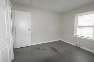 909 Ashland Rd in Columbia, MO - Building Photo - Building Photo