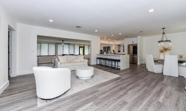 700 SW 4th St in Boca Raton, FL - Building Photo - Building Photo
