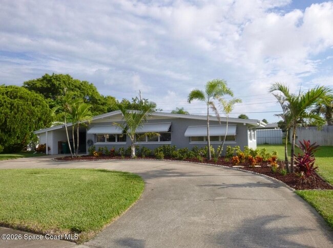 360 Needle Blvd in Merritt Island, FL - Foto de edificio - Building Photo