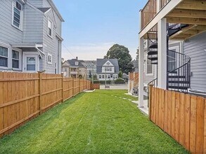 19 Warner St in Boston, MA - Building Photo - Building Photo