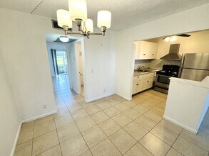 138 Fanshaw Way in Boca Raton, FL - Foto de edificio - Building Photo