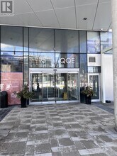 15 Queens Quay E in Toronto, ON - Building Photo - Building Photo