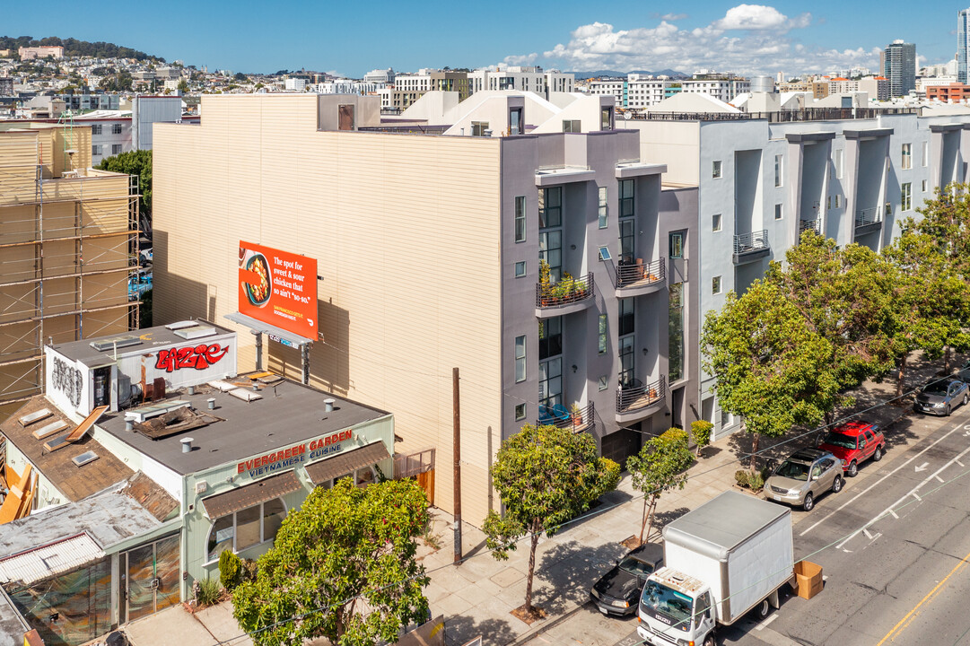 2170 Harrison St in San Francisco, CA - Building Photo