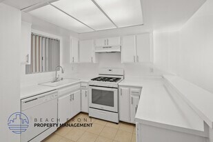 937 10th St. in Santa Monica, CA - Building Photo