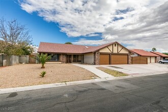 3407 Bristlecone St in Las Vegas, NV - Building Photo - Building Photo