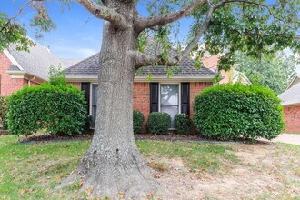 1522 Appling Wood Cove S in Cordova, TN - Foto de edificio - Building Photo