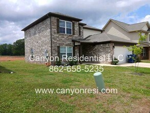 126 Ocean Springs Ave in Toney, AL - Building Photo - Building Photo