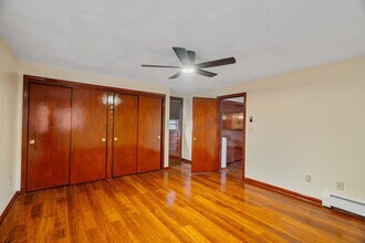 25 Carr Rd in Saugus, MA - Building Photo - Building Photo