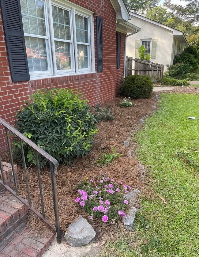 1742 Beaumont Dr in Greenville, NC - Building Photo - Building Photo