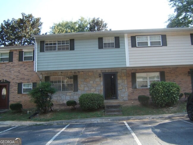 property at 4701 Flat Shoals Rd