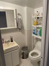 39-14 214th Pl in Queens, NY - Building Photo - Building Photo