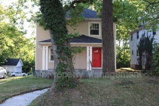 1568 N Euclid Ave in Dayton, OH - Building Photo