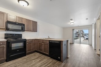 Lux North in Sioux Falls, SD - Foto de edificio - Building Photo