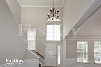 3900 Gisbourne Dr in Jamestown, NC - Foto de edificio - Building Photo