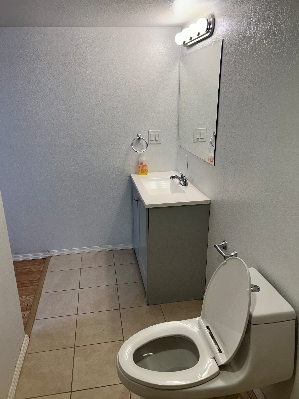 21401 W Hammond Dr in Porter, TX - Foto de edificio - Building Photo