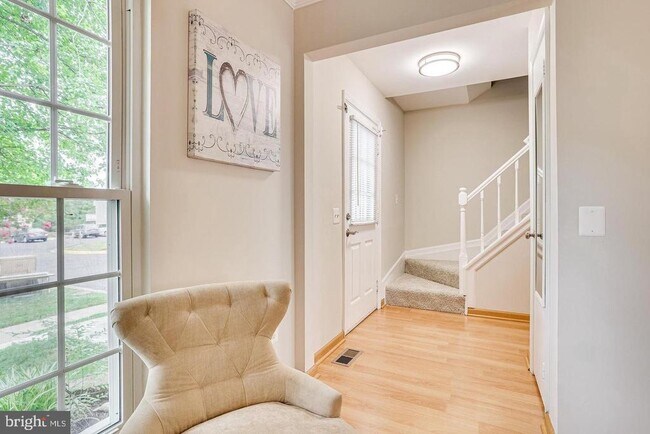 13491 Old Dairy Ct in Herndon, VA - Building Photo - Building Photo