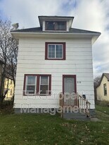 210 Dewey Ave in Rochester, NY - Building Photo