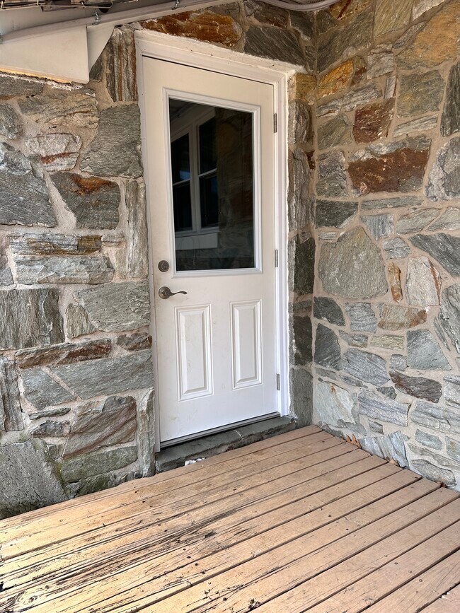 66 Quarry Rd Apartments and Nearby Leola Apartments For Rent Leola, PA