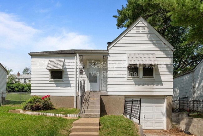 property at 7129 Greenhaven Dr