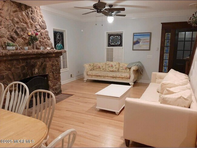 102 Forman Ave in Point Pleasant Beach, NJ - Building Photo - Building Photo