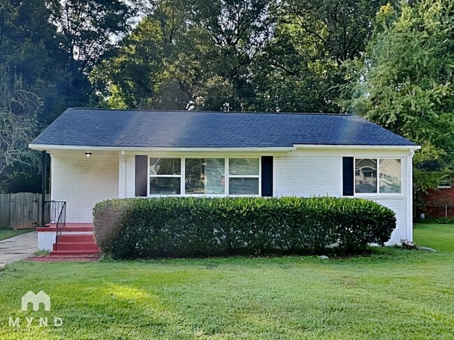 property at 742 Quaker St SW