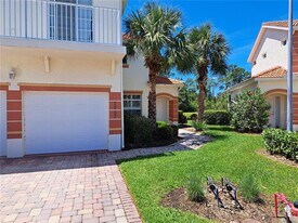 7267 Fountain Palm Cir in Bradenton, FL - Building Photo