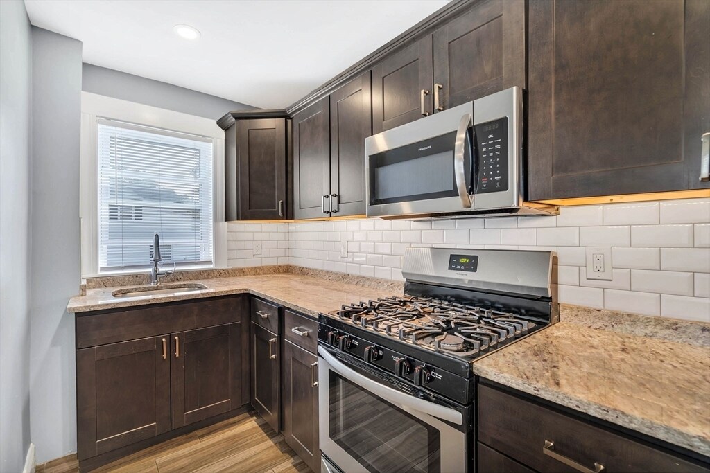 25 Middleton St-Unit -3 in Boston, MA - Building Photo