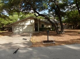 8502 Slant Oak Dr in Austin, TX - Building Photo