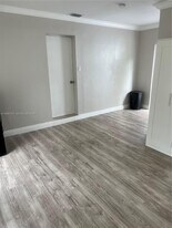 1080 Carolina Ave in Fort Lauderdale, FL - Building Photo