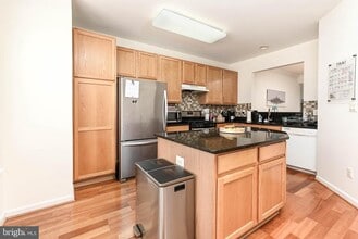 829 Valemount Terrace NE in Leesburg, VA - Building Photo - Building Photo