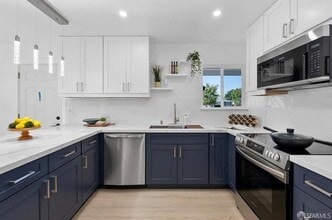 1900 Osage Ave in Hayward, CA - Building Photo - Building Photo