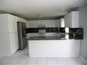 14301 SW 289th St in Homestead, FL - Building Photo - Building Photo