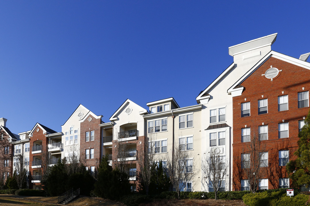 Madison Square at Dunwoody in Atlanta, GA - Building Photo