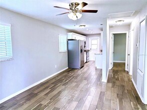 2878 26th Ave N in St. Petersburg, FL - Building Photo - Building Photo