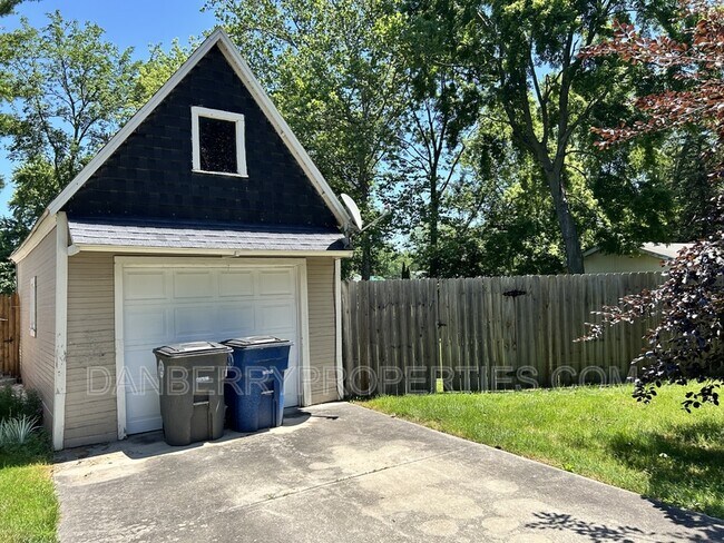711 Findlay St in Perrysburg, OH - Building Photo - Building Photo