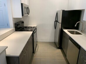 54 Queensberry St, Unit 9 in Boston, MA - Building Photo - Building Photo