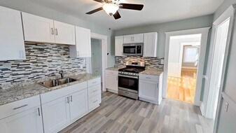 75 Forest Hills St, Unit 3 in Boston, MA - Building Photo