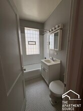 1050 W George St in Chicago, IL - Building Photo - Building Photo