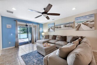 14940 Edgewater Cir in Naples, FL - Building Photo - Building Photo