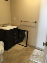8119 Loyola Blvd, Unit 1A in Los Angeles, CA - Building Photo - Building Photo