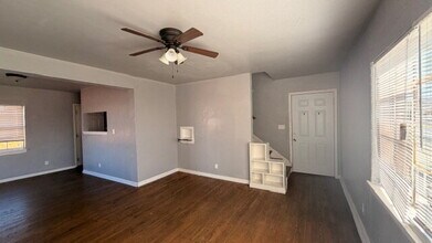 1931 NE 25th St in Oklahoma City, OK - Building Photo - Building Photo