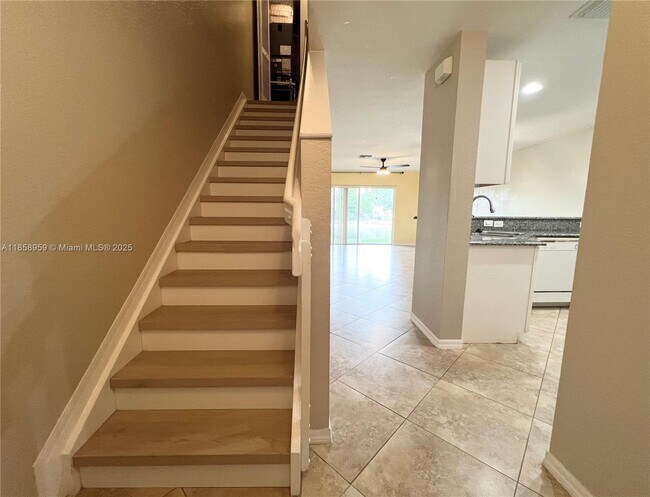 8977 Chambers St in Tamarac, FL - Building Photo - Building Photo