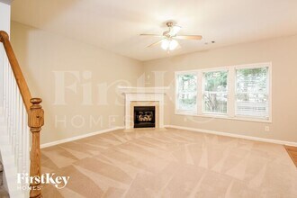 415 Belmont Way in Woodstock, GA - Foto de edificio - Building Photo