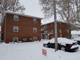 Ash Street Apartments