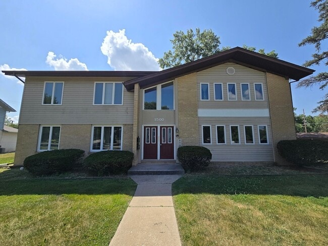 property at 1500 Camellia Dr