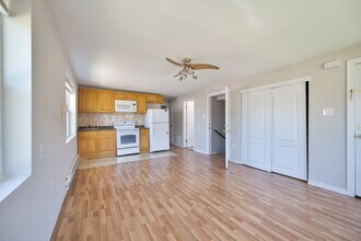 1554 Beverly Rd in Philadelphia, PA - Building Photo - Building Photo