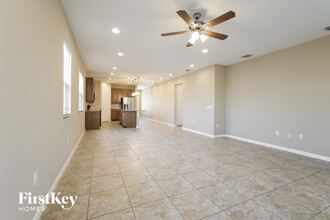 217 Alford Dr in Davenport, FL - Foto de edificio - Building Photo