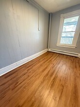 52 Benkard Ave-Unit -Unit 3 in Newburgh, NY - Building Photo - Building Photo