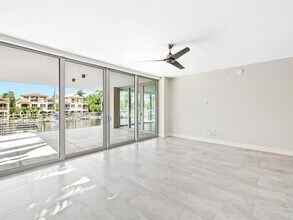 133 Isle of Venice Dr, Unit 201 in Fort Lauderdale, FL - Building Photo - Building Photo