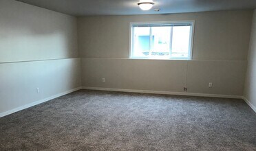 4533 13th St S in Moorhead, MN - Building Photo - Building Photo